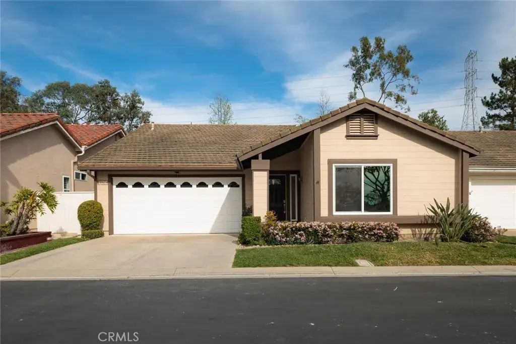 23574 Villena, Mission Viejo