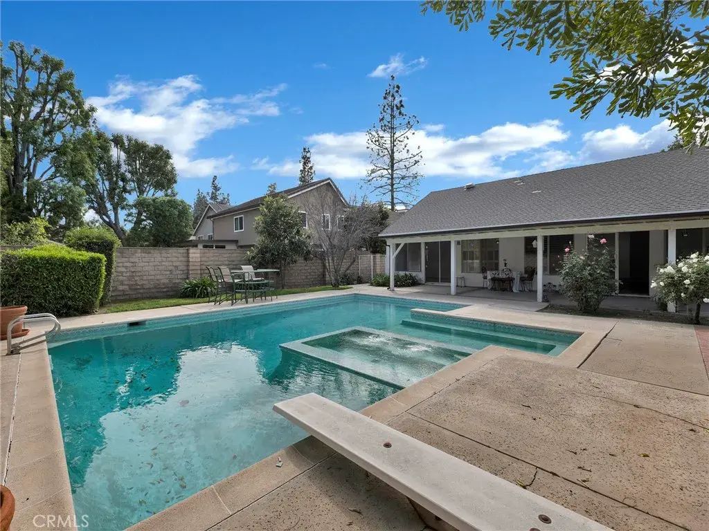 8390 Faust, West Hills