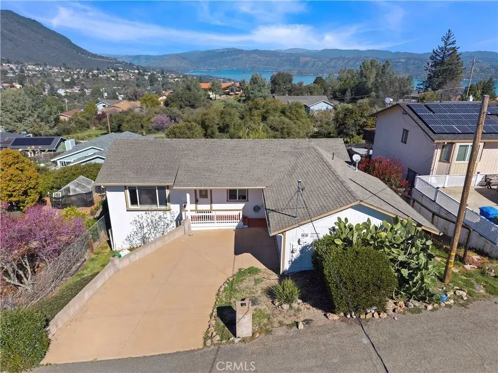 9732 Pinon Way, Kelseyville