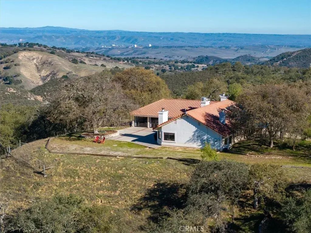 7975 Nacimiento Lake Drive, Paso Robles