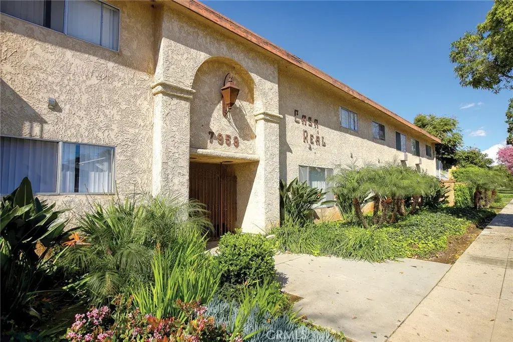 7959 Bright, Whittier