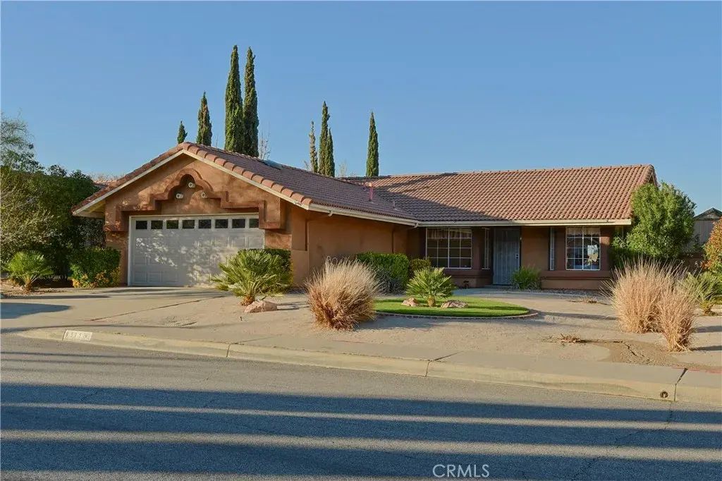 4313 Portola, Palmdale