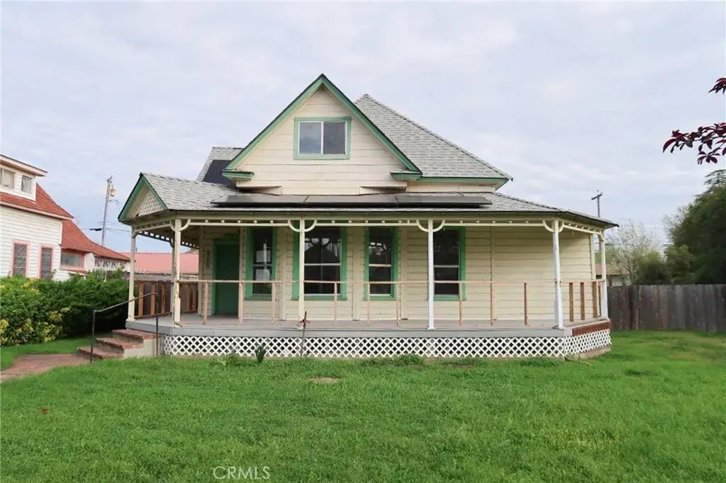 806 Walnut Street, Corning