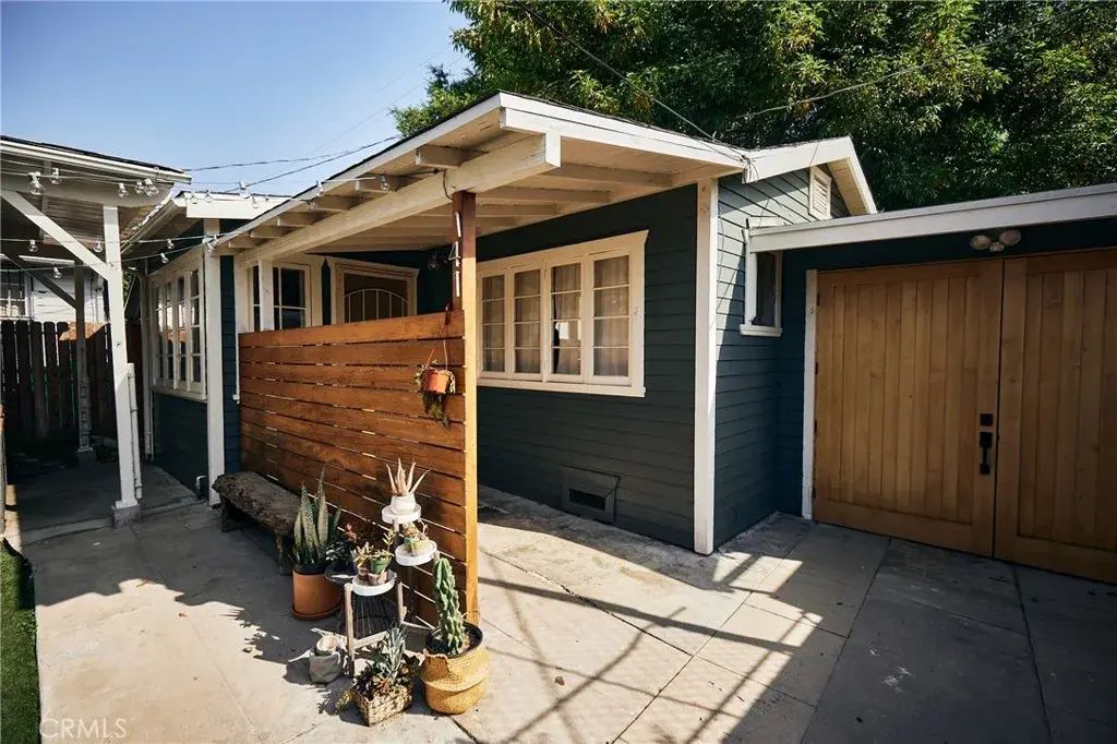 141 Roselawn Place, Los Angeles