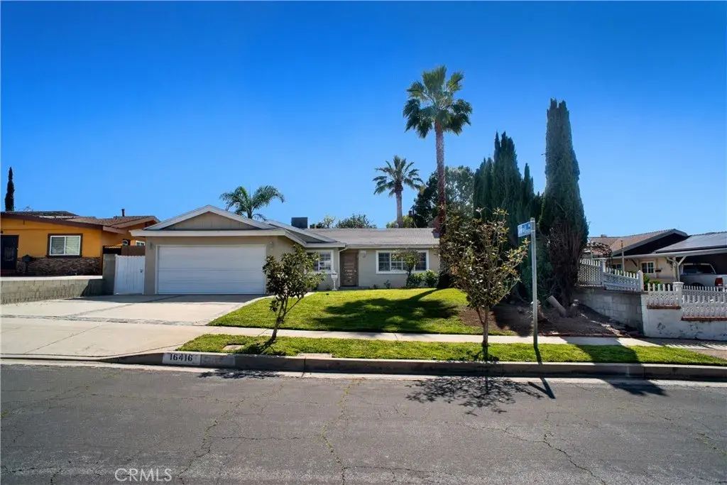 16416 Ballinger Street, North Hills