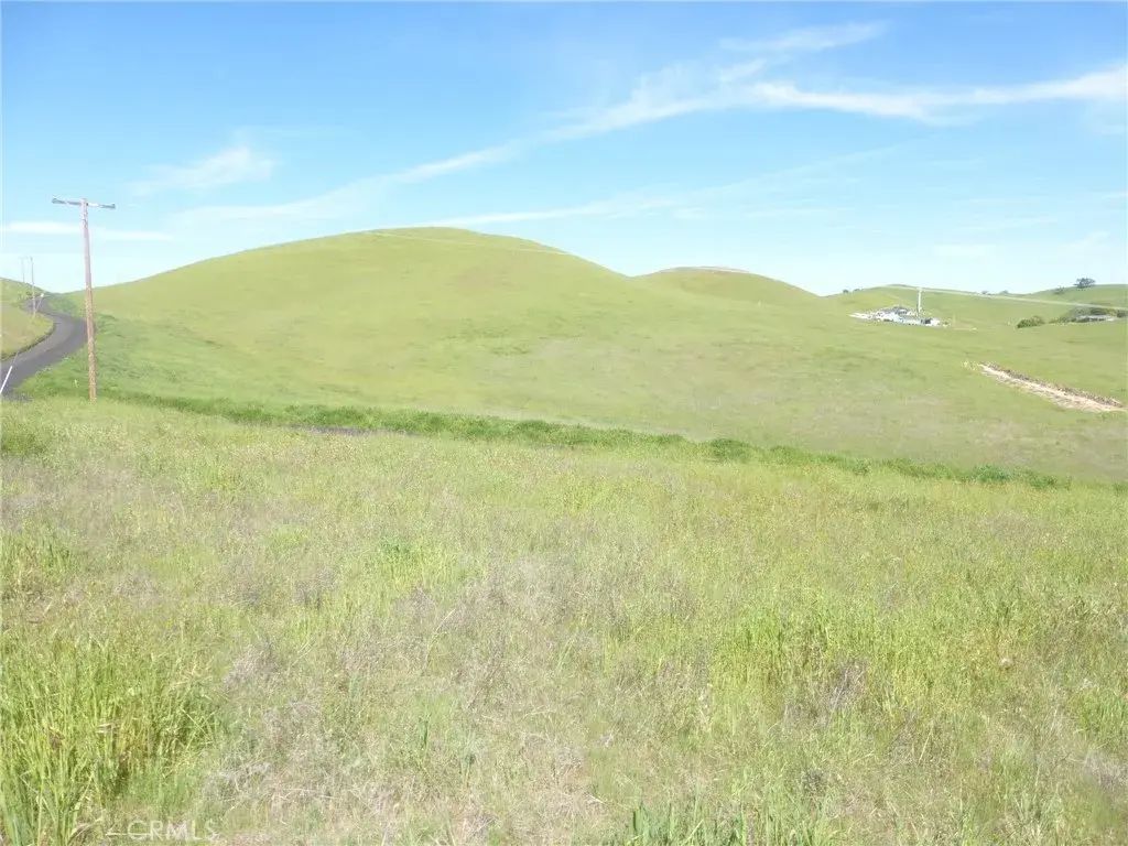 Douglas Rd. (lot 33), San Miguel