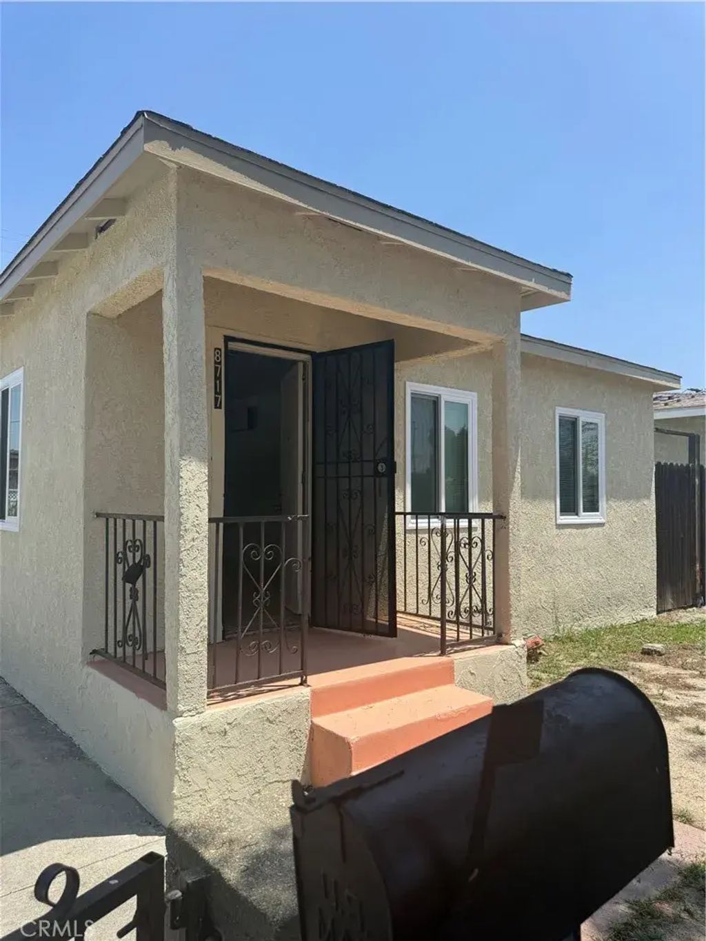 8717 Tilmont, Pico Rivera