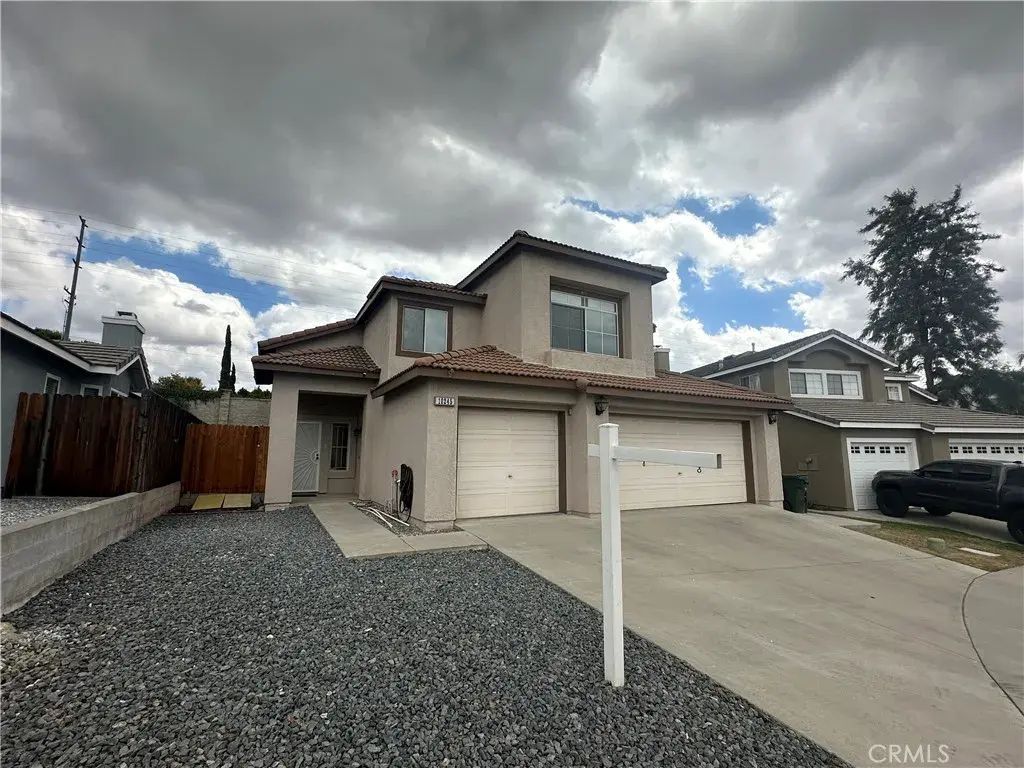 10245 Shale, Mentone
