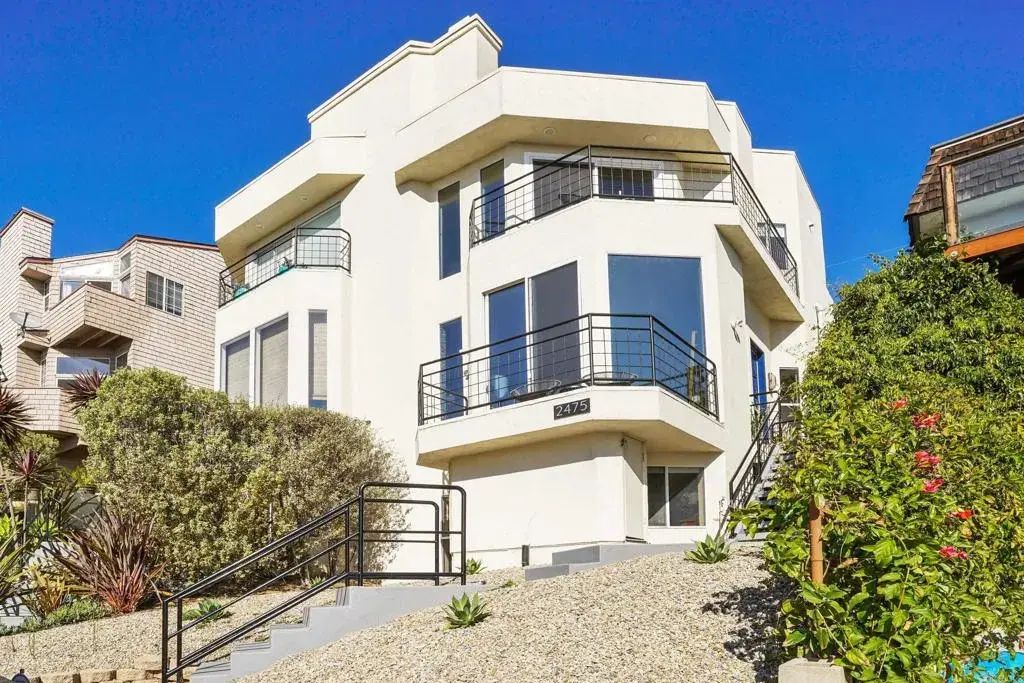 2475 Manchester Avenue, Cardiff By The Sea