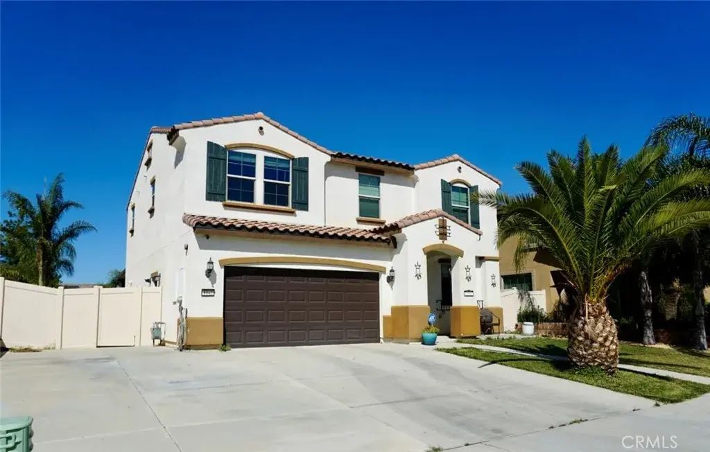 1042 Cordozo, Perris