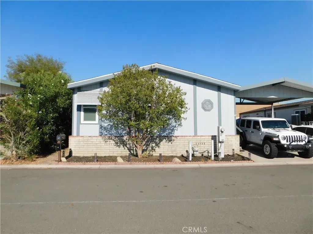 7717 Church 214, Highland