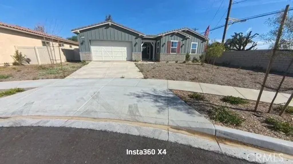 4690 Avondale Court, Chino