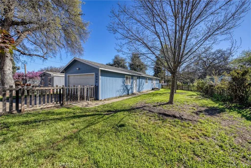 3990 Manchester Avenue, Clearlake