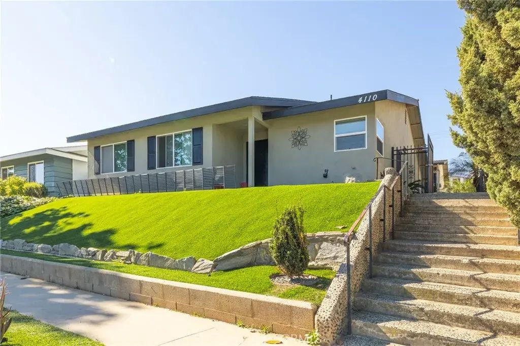 4110 Hathaway Ave, Long Beach
