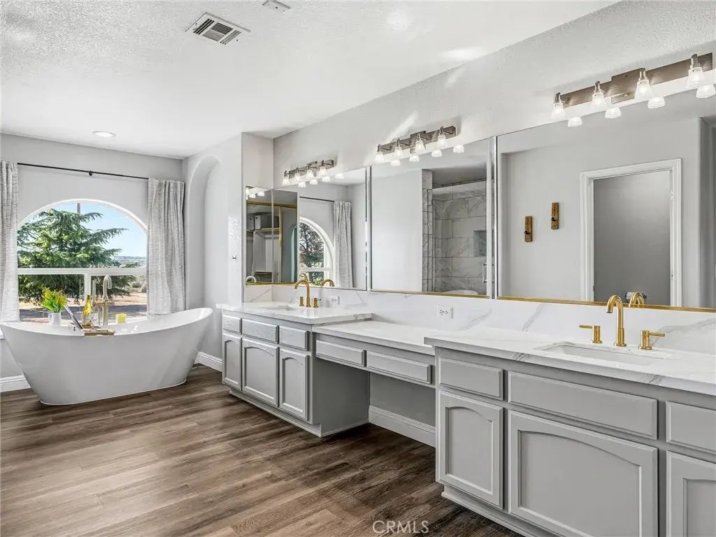 6232 Coriander, Oak Hills