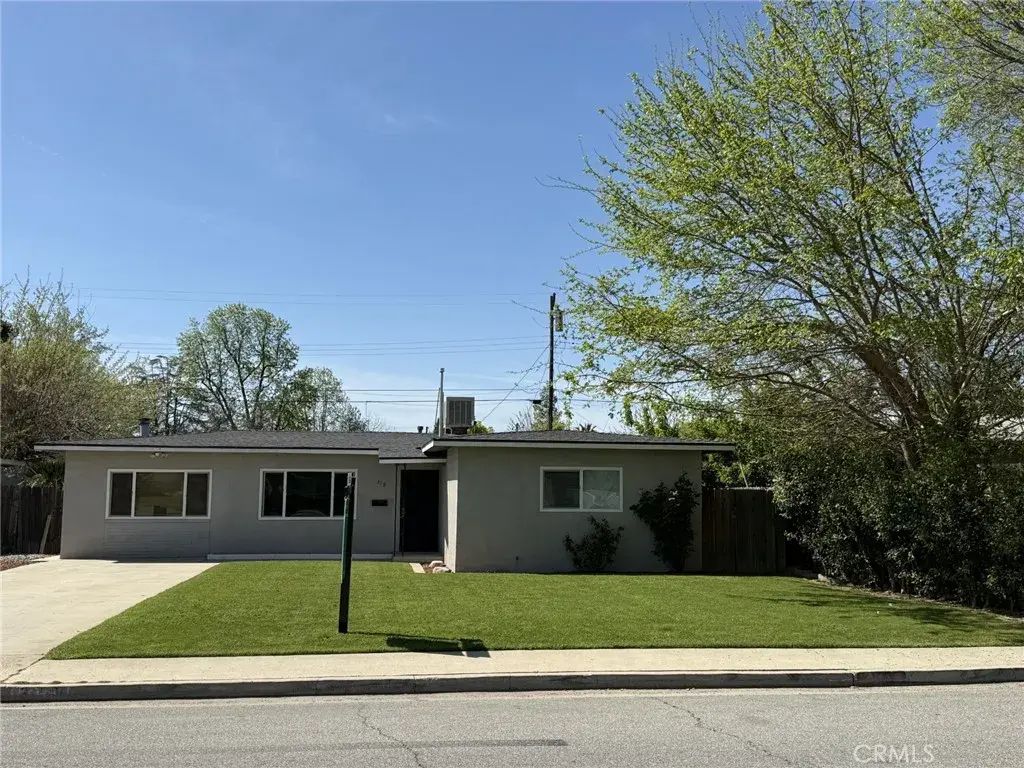 319 Elm, Shafter