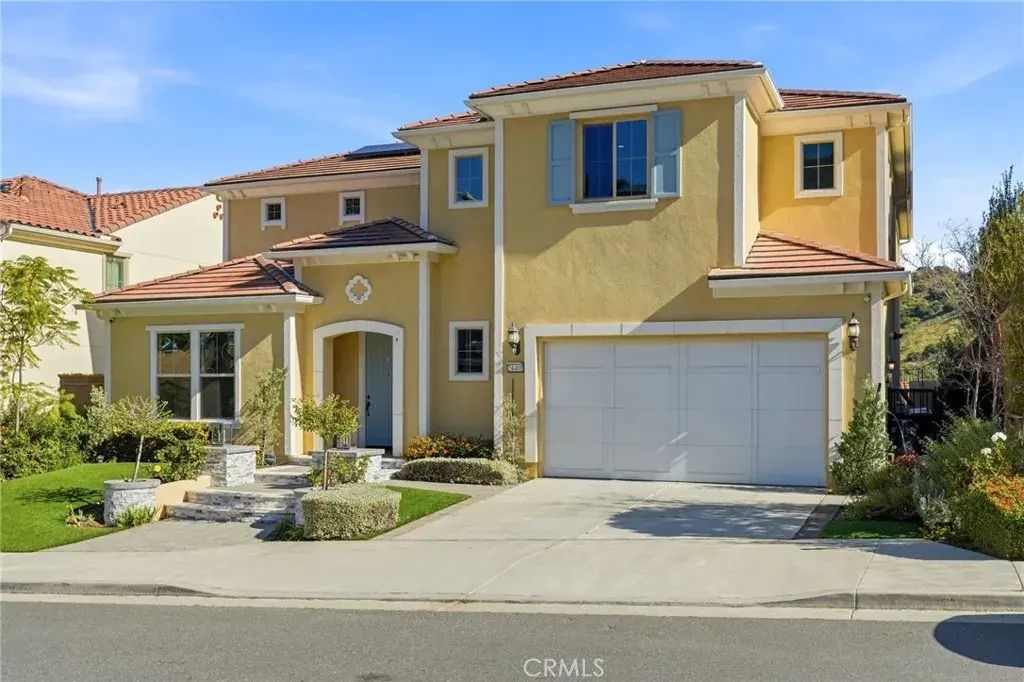 24401 W Clear Creek, West Hills