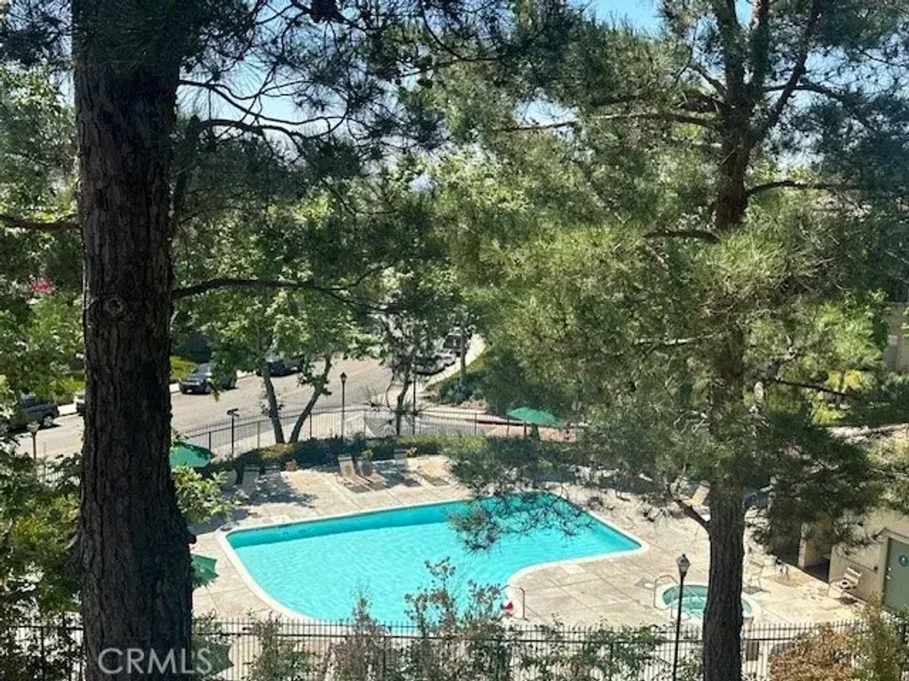 71 White Sands, Trabuco Canyon