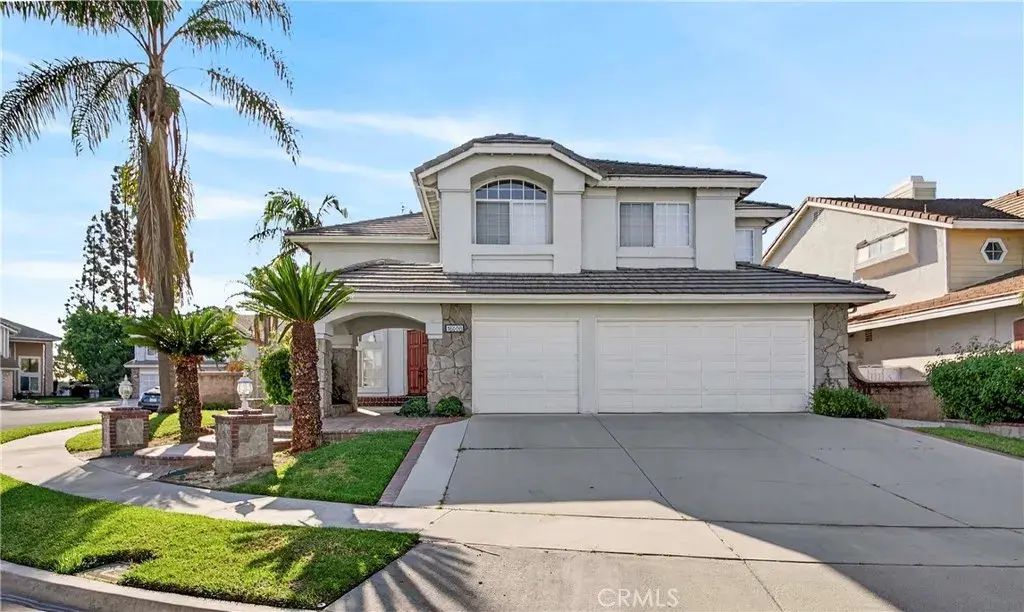 16608 Blackburn, La Mirada