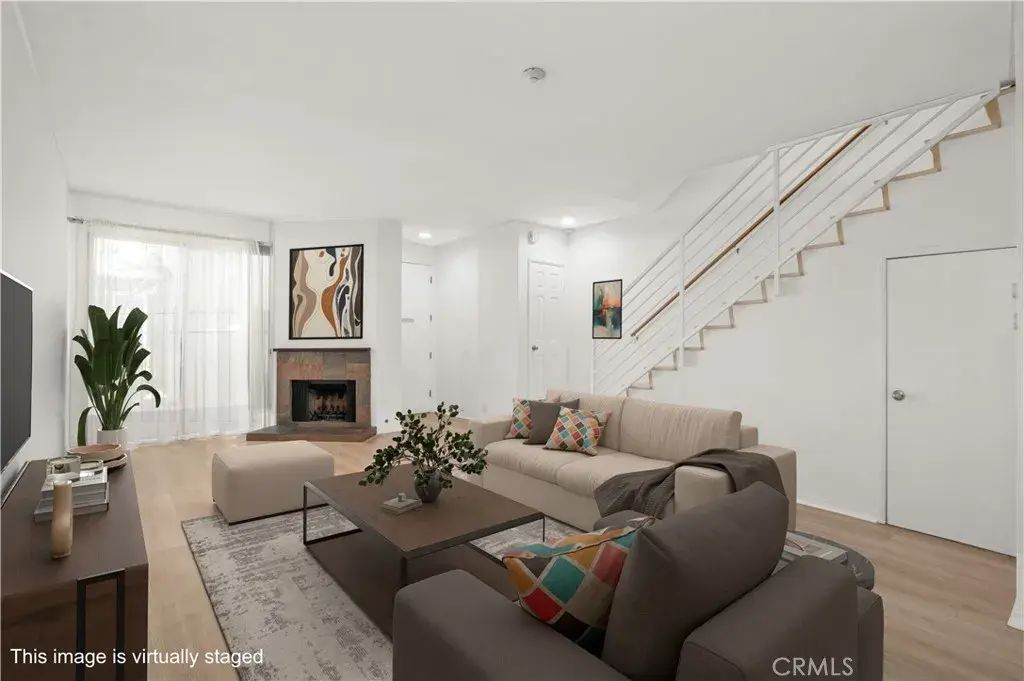 2339 34th 38, Santa Monica
