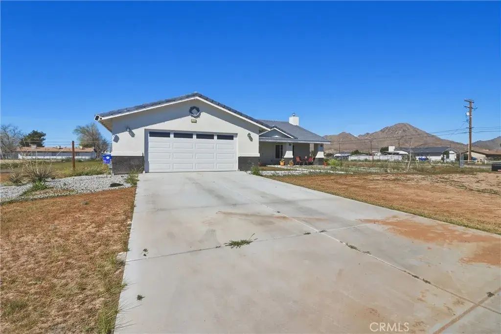 15688 Winnebago, Apple Valley
