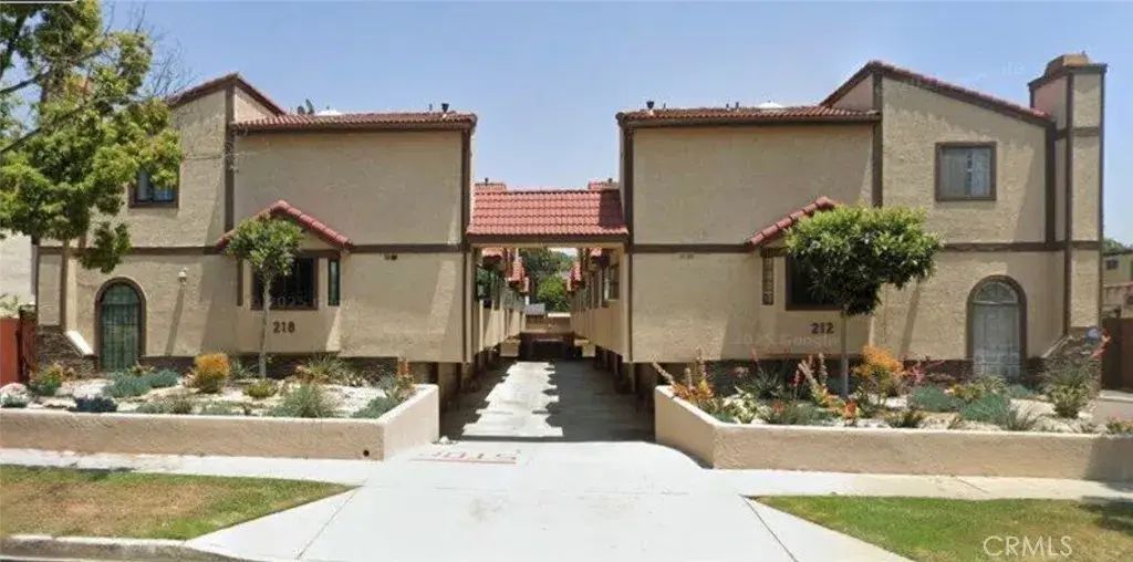 218 La France Avenue E, Alhambra