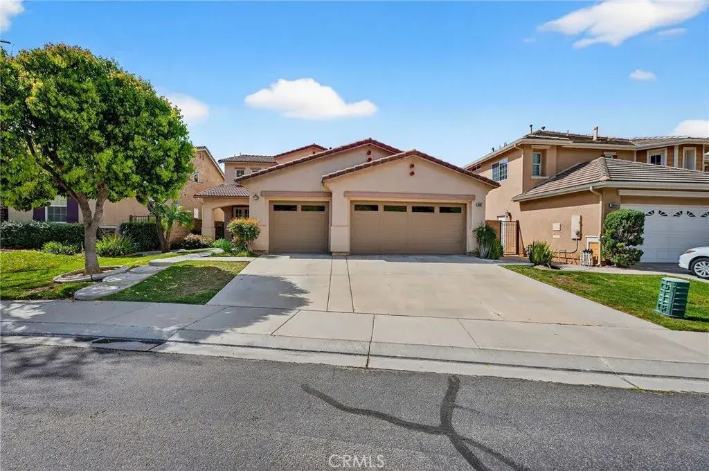 35667 Bowervine Place, Murrieta