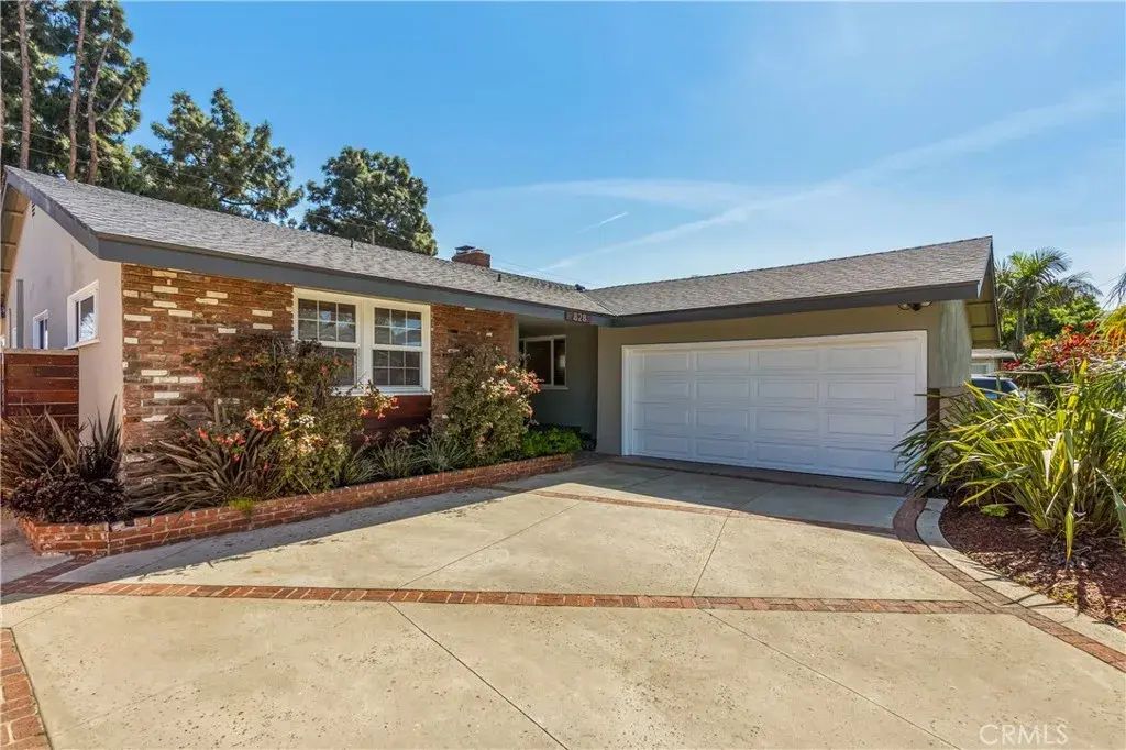 828 Stevely, Long Beach