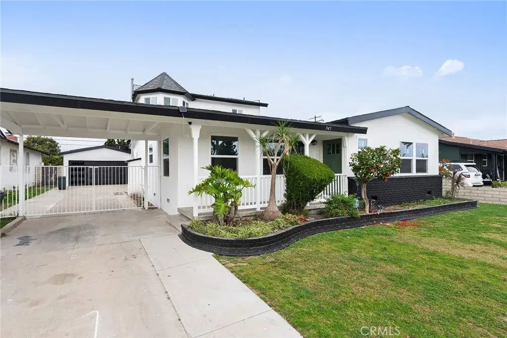 945 N Summer, Anaheim