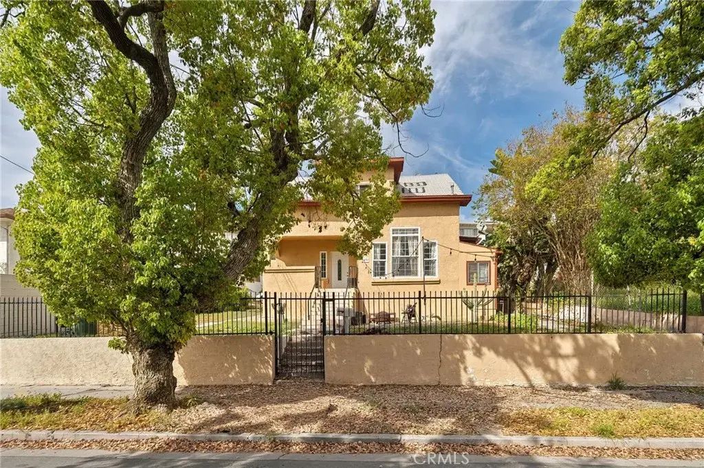 437 Isabel, Los Angeles