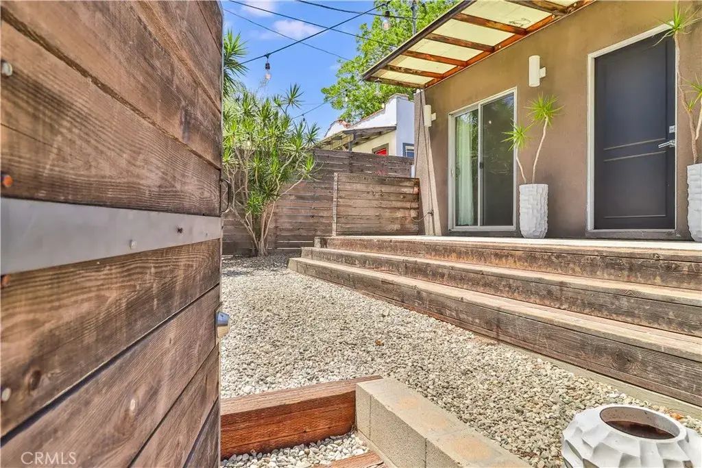 4133 Sunset Drive, Los Angeles