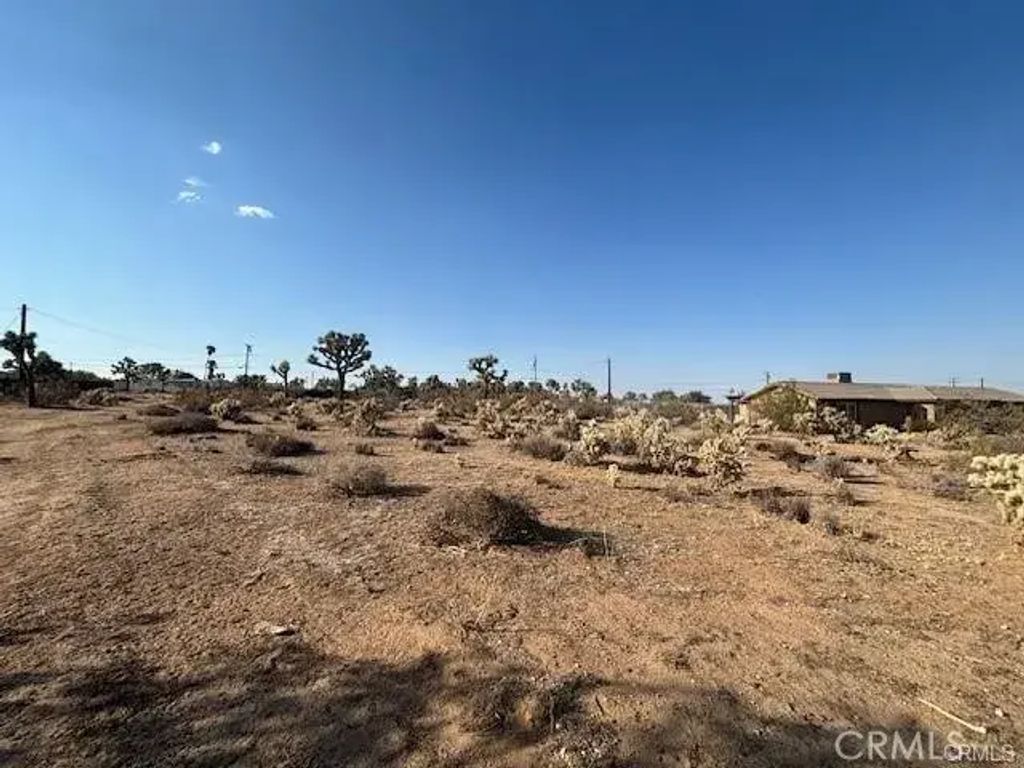 Sun Via, Yucca Valley
