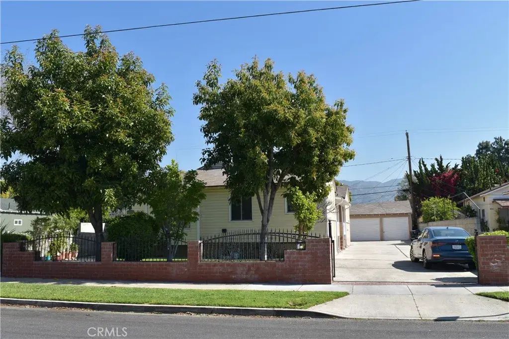 618 N Mariposa Street, Burbank