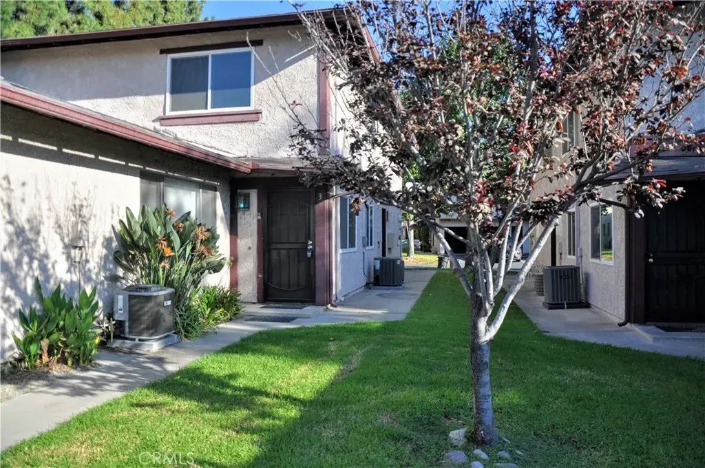 1189 W Sierra Madre, Azusa