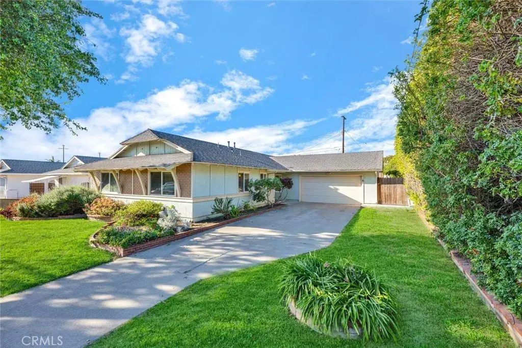9465 Ellis, Fountain Valley