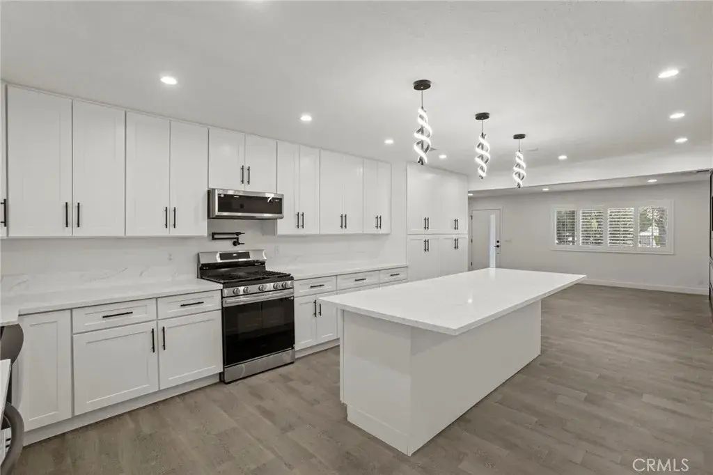 17434 Laurel, Hesperia