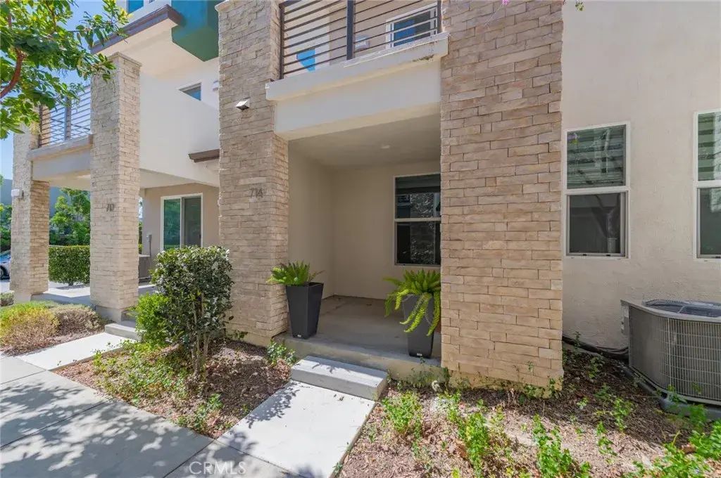 714 Brooklyn Drive, Brea