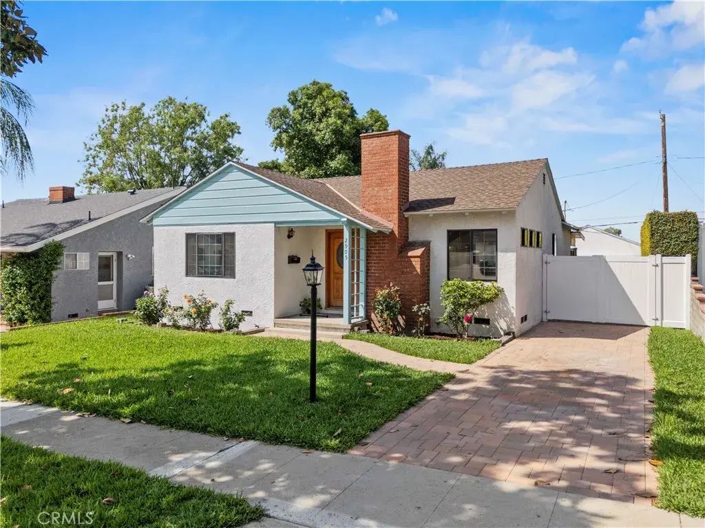 2905 North Myers Street, Burbank