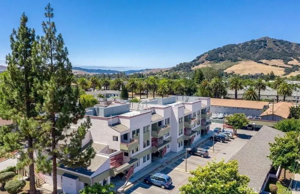 1239 E Foothill Boulevard 207, San Luis Obispo