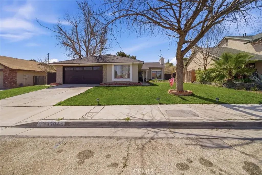 130 Mountainside Drive, Palmdale
