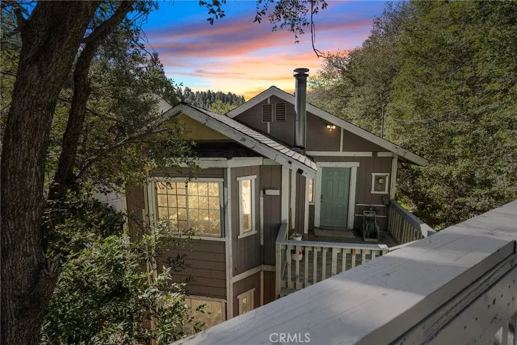 23561 Short Way, Crestline