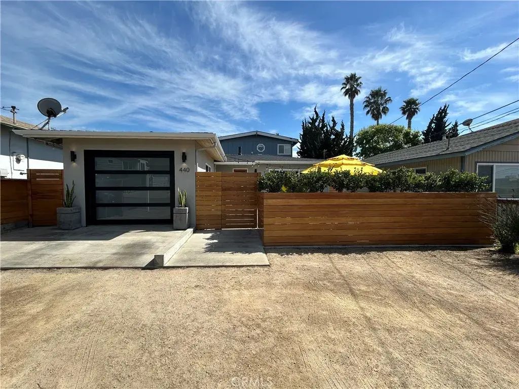 440 Luzon, Morro Bay
