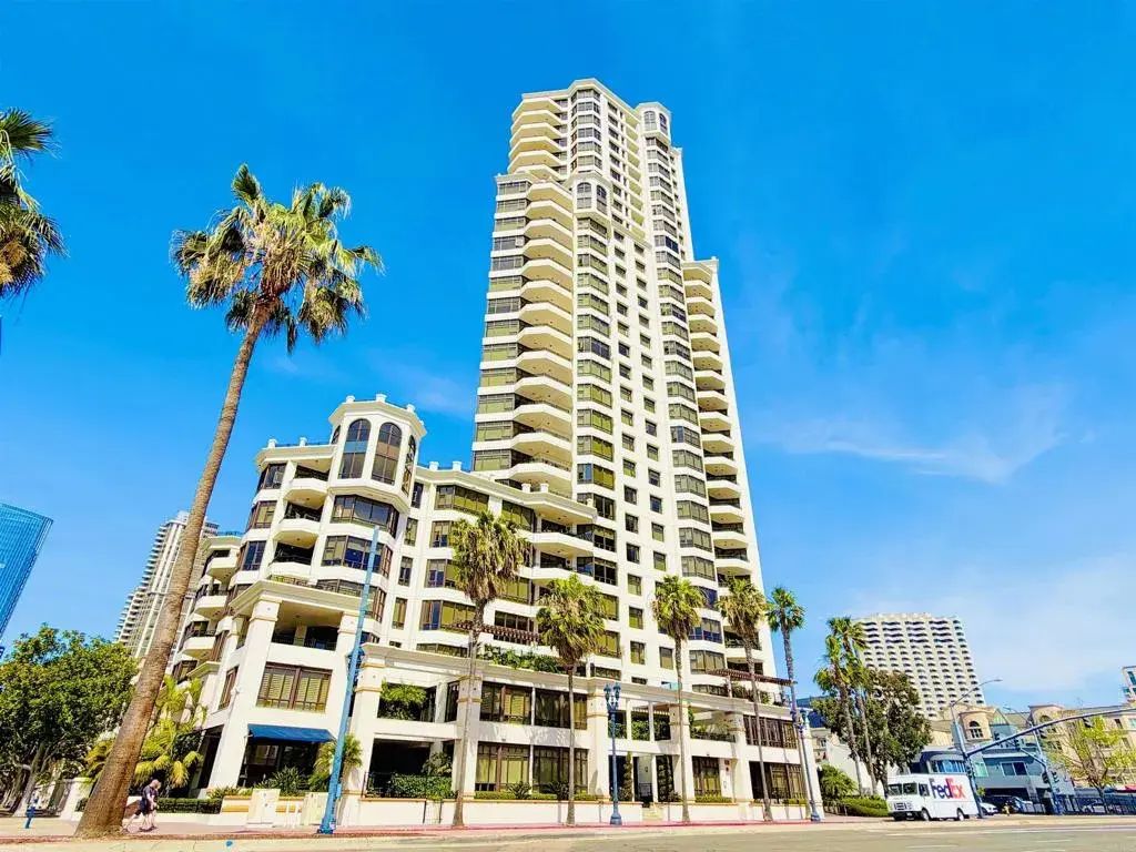 700 W Harbor Drive 1606, Downtown (DT)