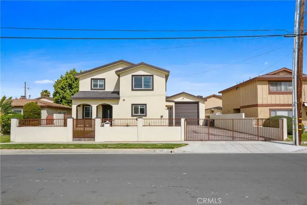 9261 Cedar, Bellflower