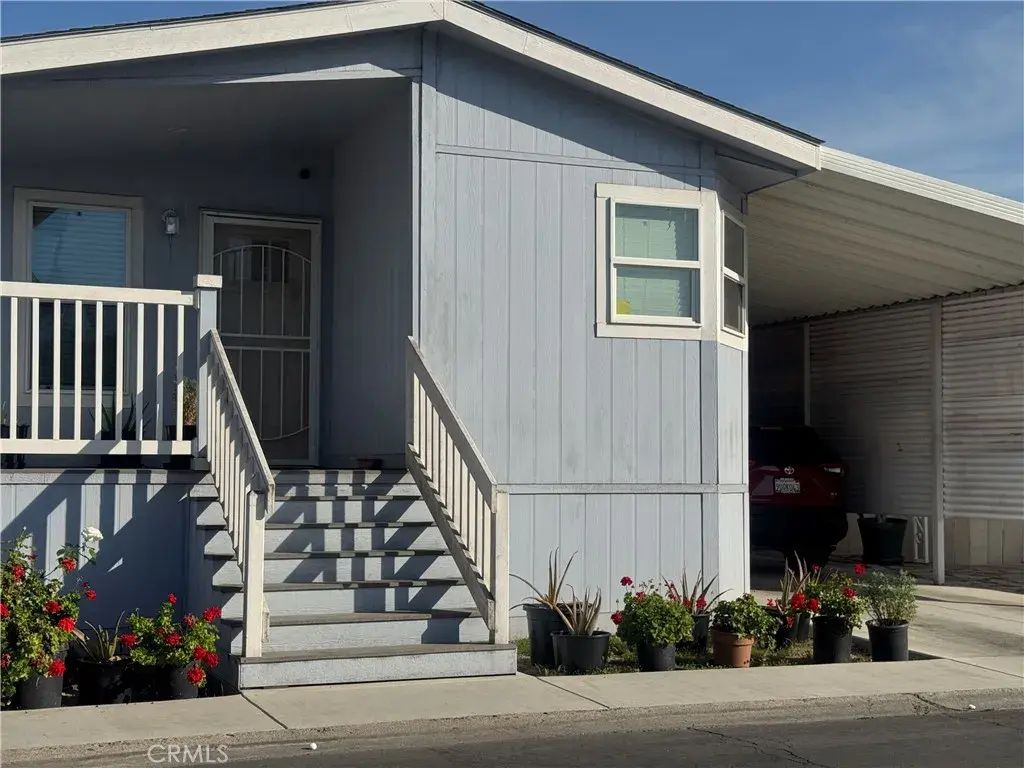 10550 Dunlap Crossing, Whittier