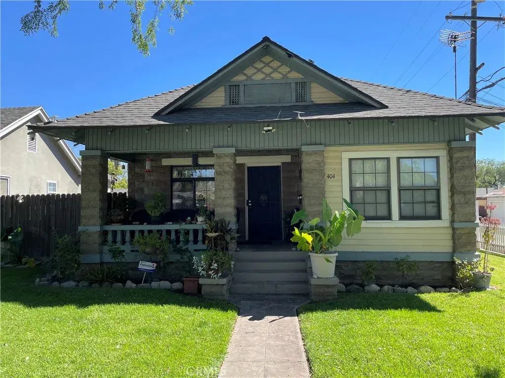 404 N 9th Avenue, Upland