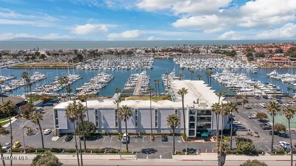 2901 Peninsula Road 333, Oxnard