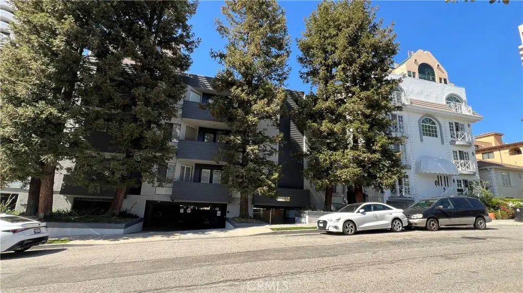 10535 Ashton, Los Angeles