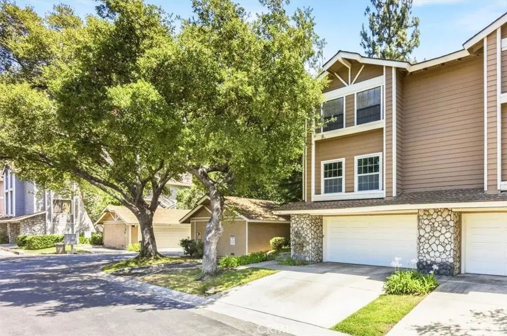 909 Lotus Circle, San Dimas