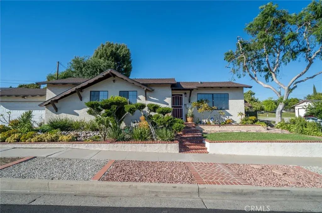 401 Keene Drive, La Habra